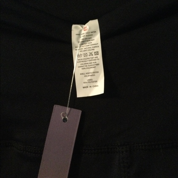 Molybell workout capris size small - Picture 3 of 5